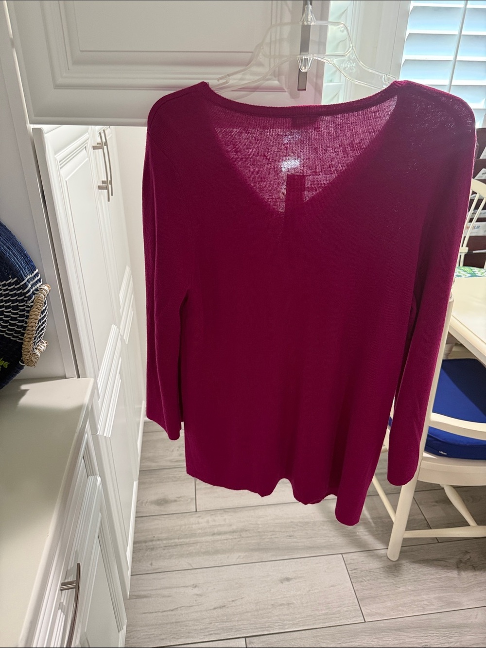 Chico's Bright Magenta V-Neck Knit Top - Picture 4 of 4